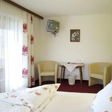 Gastehaus Gisela 360w דירה